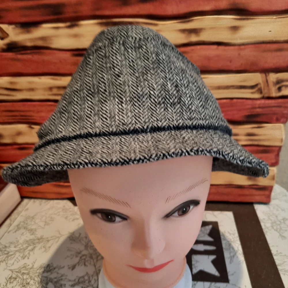 Fedora Hat grey tweed wool blend hat ladies L 9 West